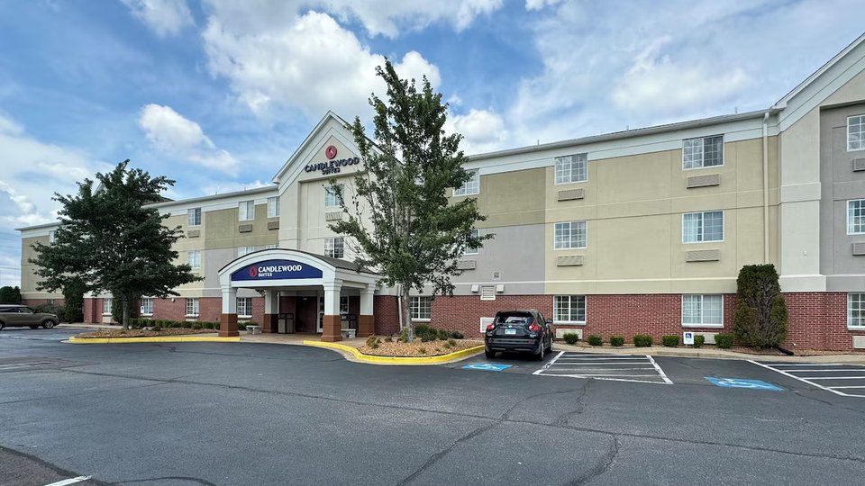 Candlewood Suites Olive Branch exterior
